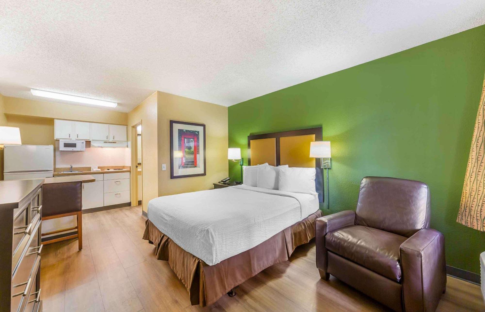 Extended Stay America Suites - Fort Lauderdale - Tamarac Lauderdale Lakes Exterior photo
