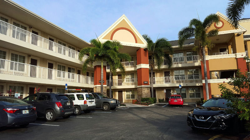 Extended Stay America Suites - Fort Lauderdale - Tamarac Lauderdale Lakes Exterior photo