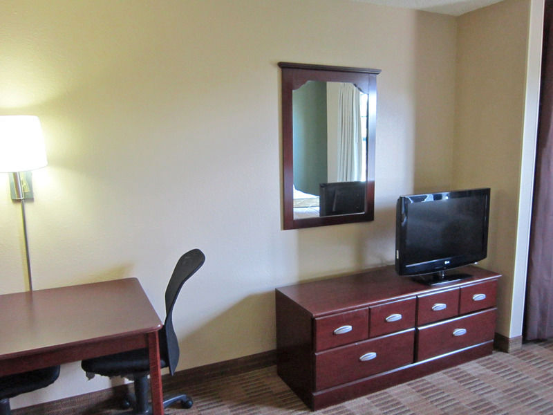 Extended Stay America Suites - Fort Lauderdale - Tamarac Lauderdale Lakes Exterior photo