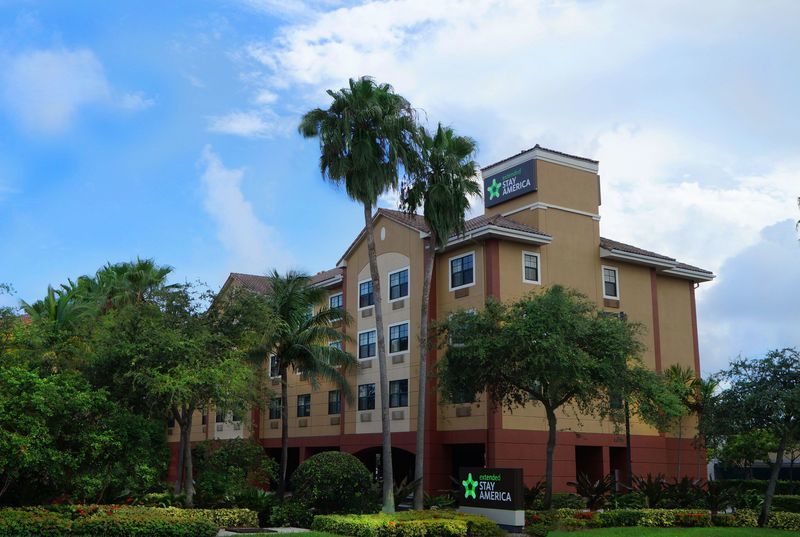 Extended Stay America Suites - Fort Lauderdale - Tamarac Lauderdale Lakes Exterior photo